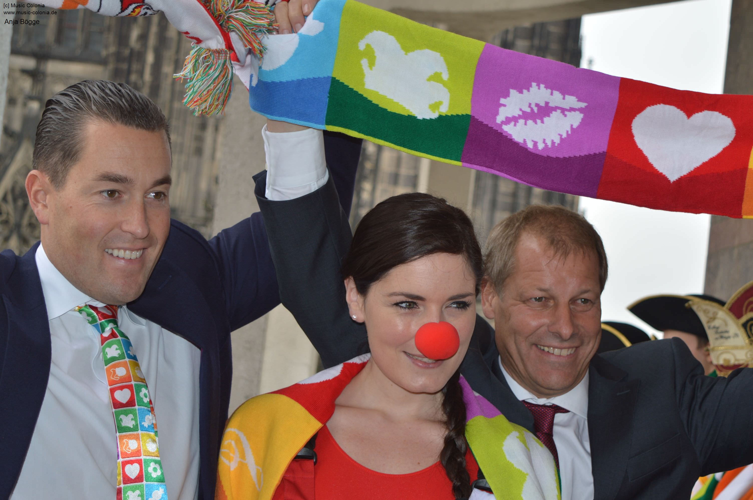 Vorstellung mottoschal 2015, social jeck kunterbunt vernetzt, ein ... Karneval köln 2015